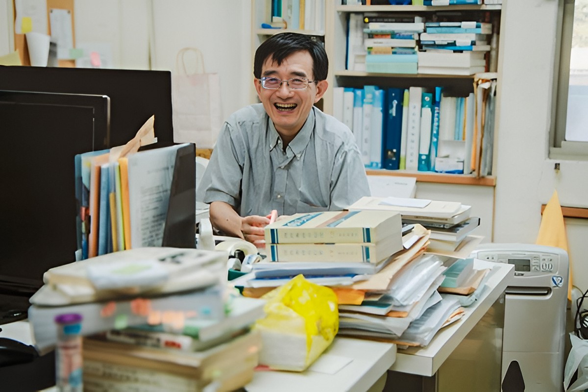 奮不顧身追逐學術夢 薛化元以行動締造臺灣史里程碑